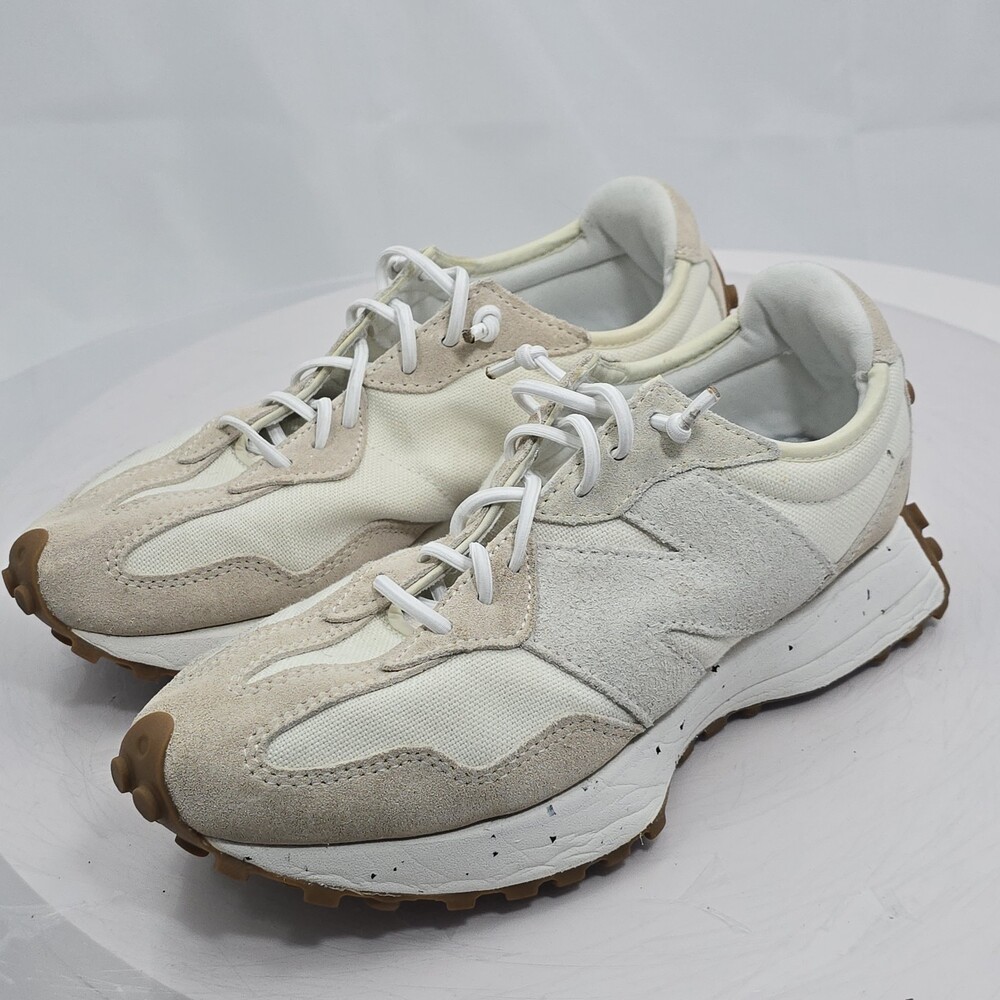 New Balance 327 Turtledove Women 7.5 Beige Grey Gum Lugged Sole Sneaker WS327DBA